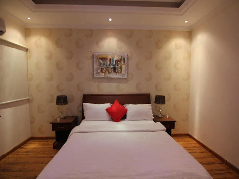 Towlan Hotel Suites 1 Riade Exterior foto